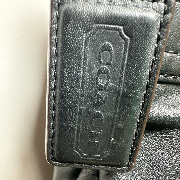 Preloved Coach Daisy Black Genuine Leather Crossbody/Hand Bag and Wallet Set. - Picture 7 of 14